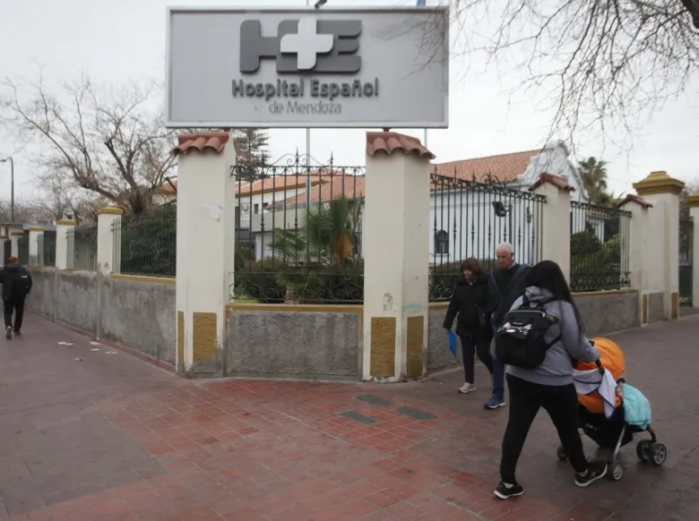 Móvil de LVDiez- Parte médico del chofer de la línea 400 asaltado en Las Heras